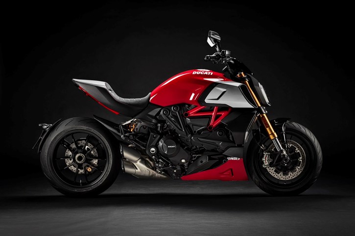 Diavel 1260 S - Ducati Red